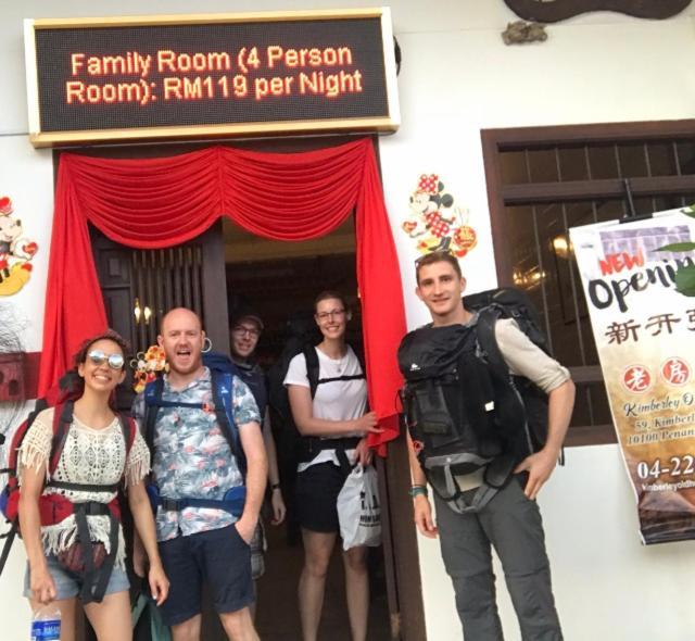 Apple Backpackers Hotel George Town Exterior photo