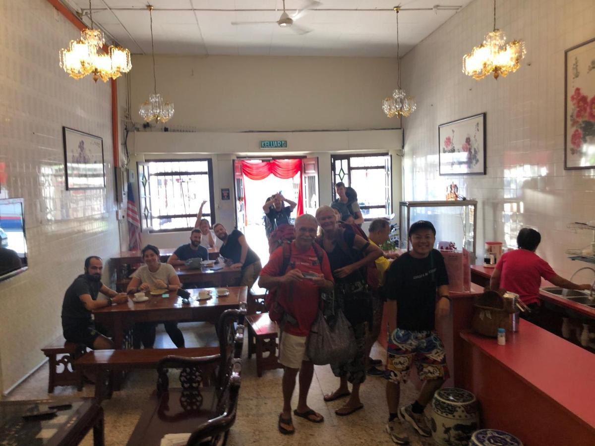 Apple Backpackers Hotel George Town Exterior photo